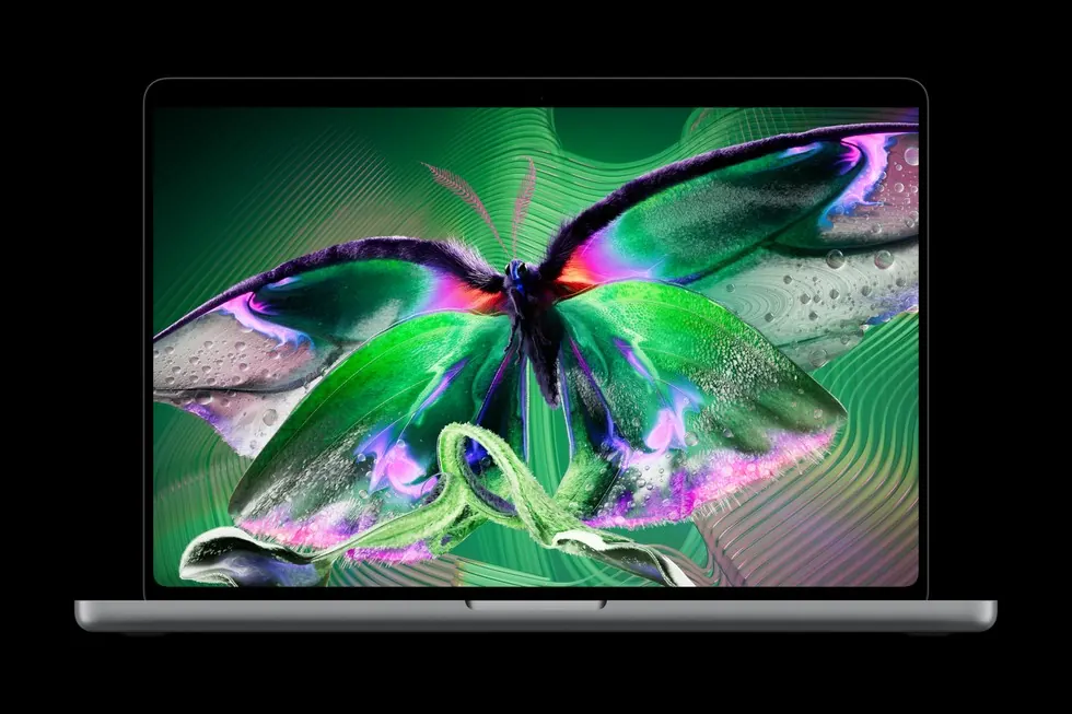 PROLED XDR MacBook Pro 螢幕展示蝴蝶影像